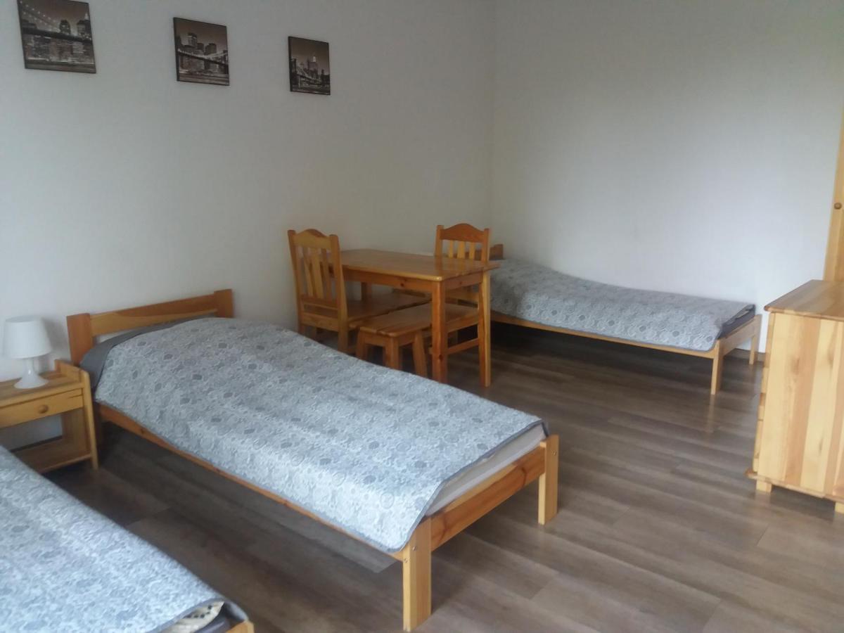 Noclegi Pod Debem Skawina Esterno foto