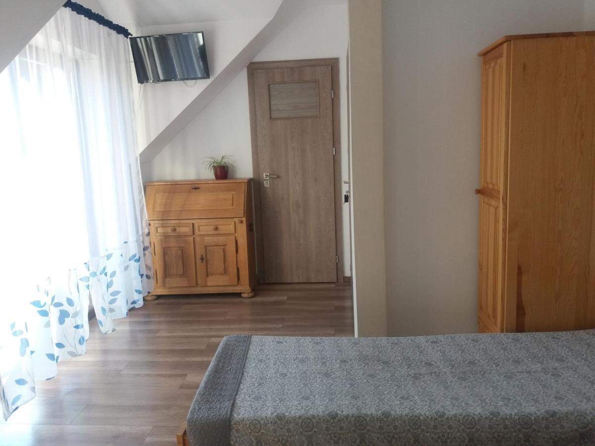 Noclegi Pod Debem Skawina Esterno foto