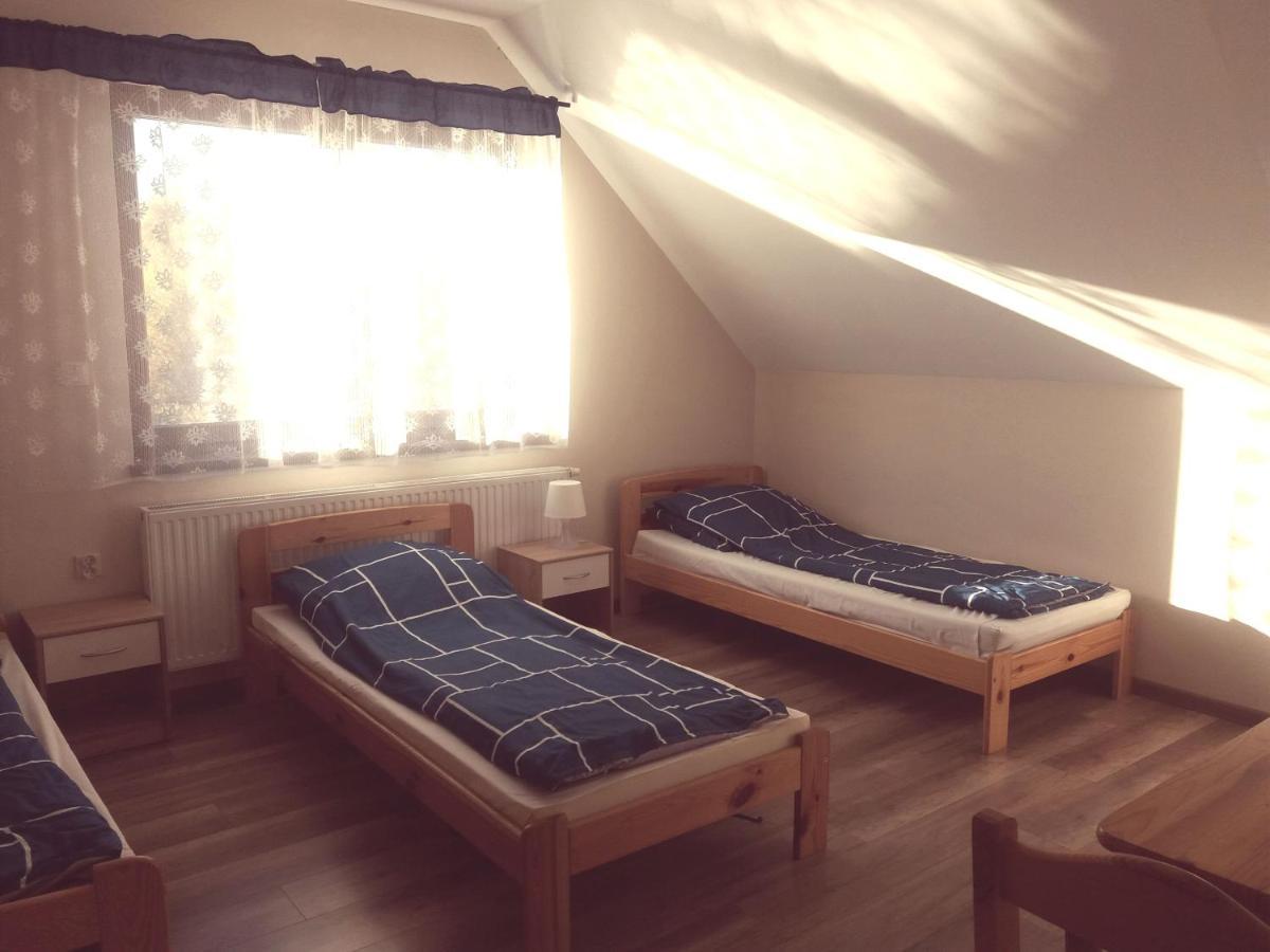Noclegi Pod Debem Skawina Esterno foto